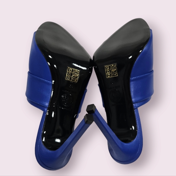 NEW Versace leather sandals 105 Vitello in size 37 - Picture 5 of 6